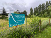 Terrain à NEUILLE-PONT-PIERRE