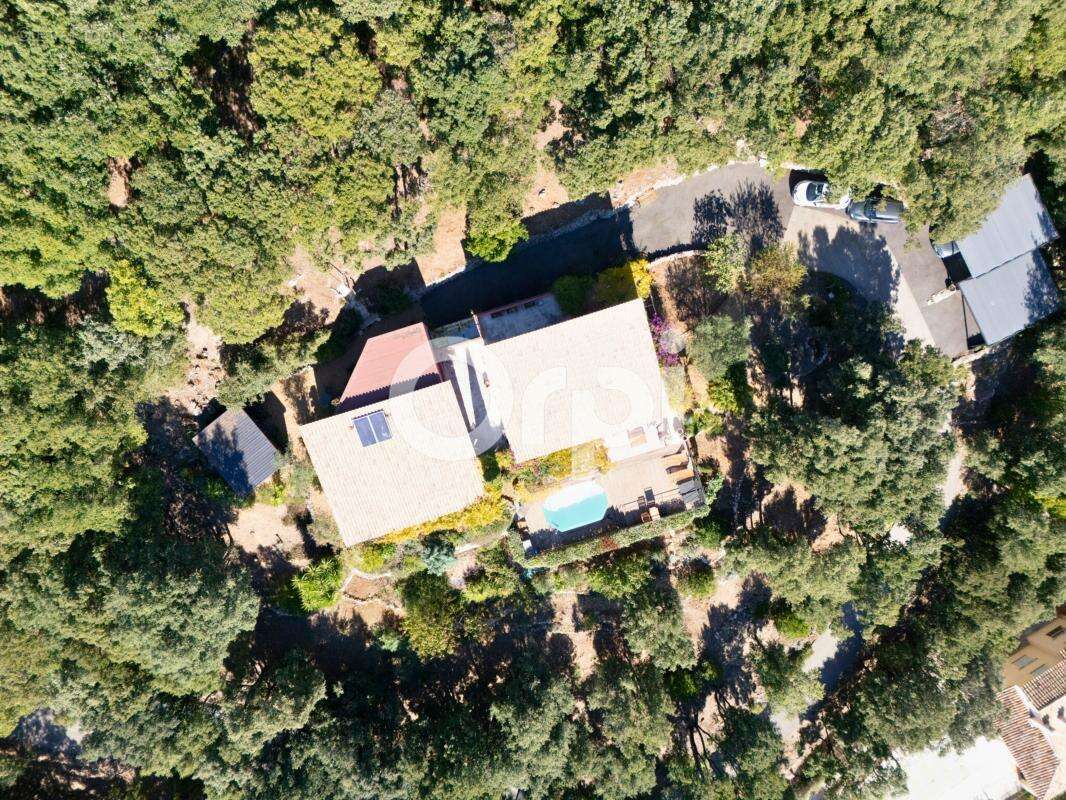 Maison à MONTAUROUX