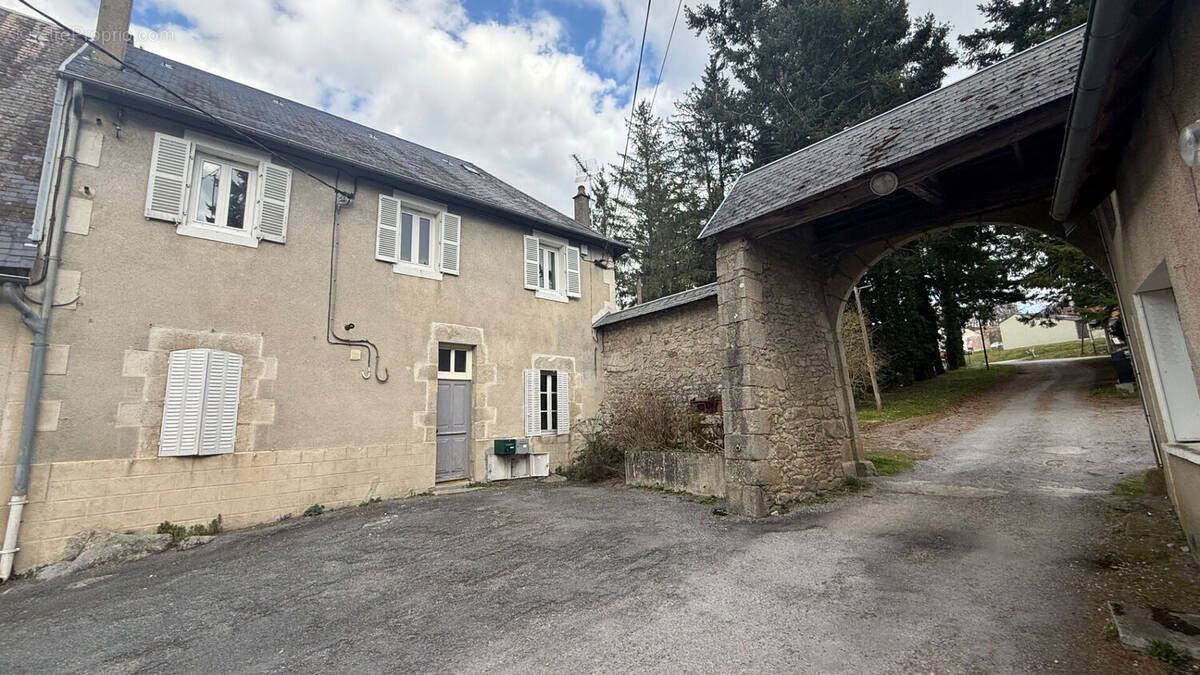 Appartement à GUERET