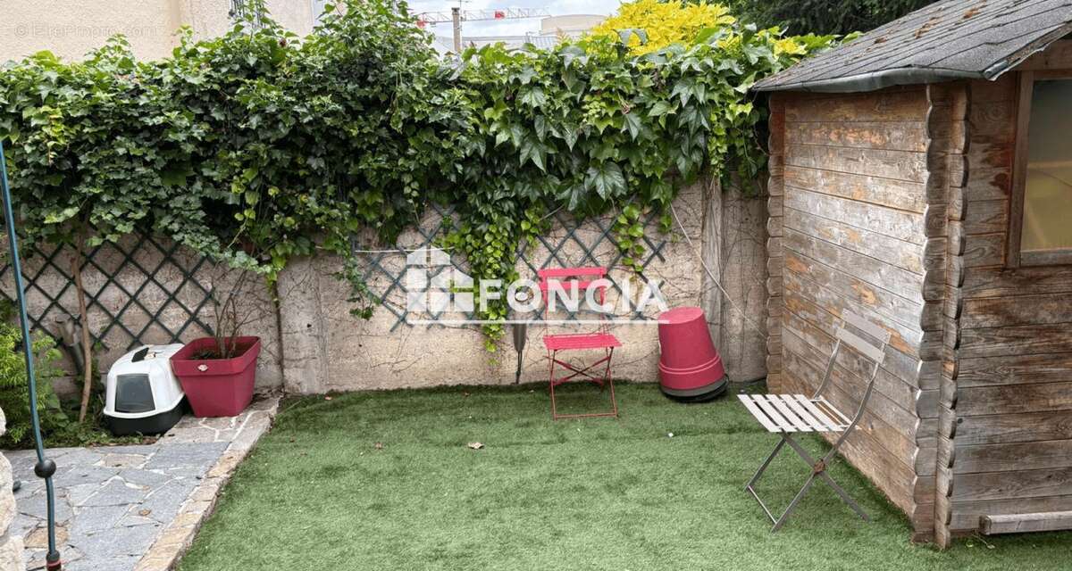 Maison à VILLEMOMBLE