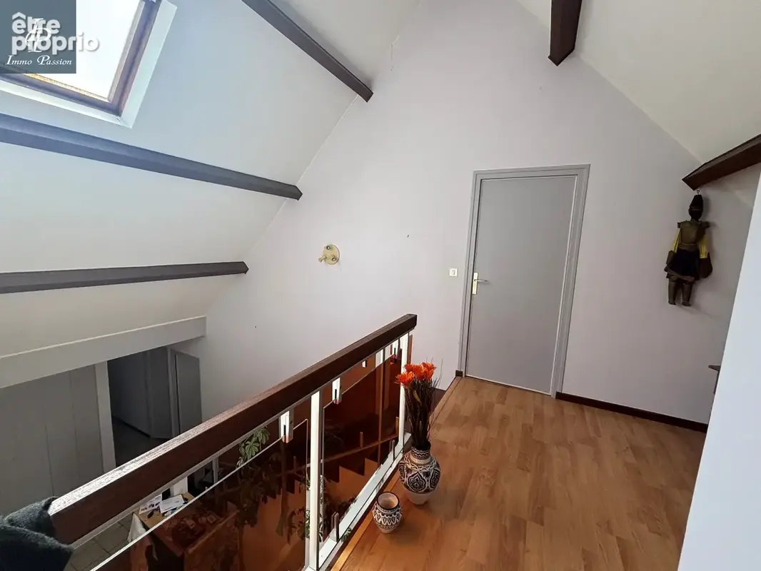 A VENDRE BEAUNE (Montagne de Beaune) maison 210 m2 habitable sur 1349 m2 de terrain - photo 3