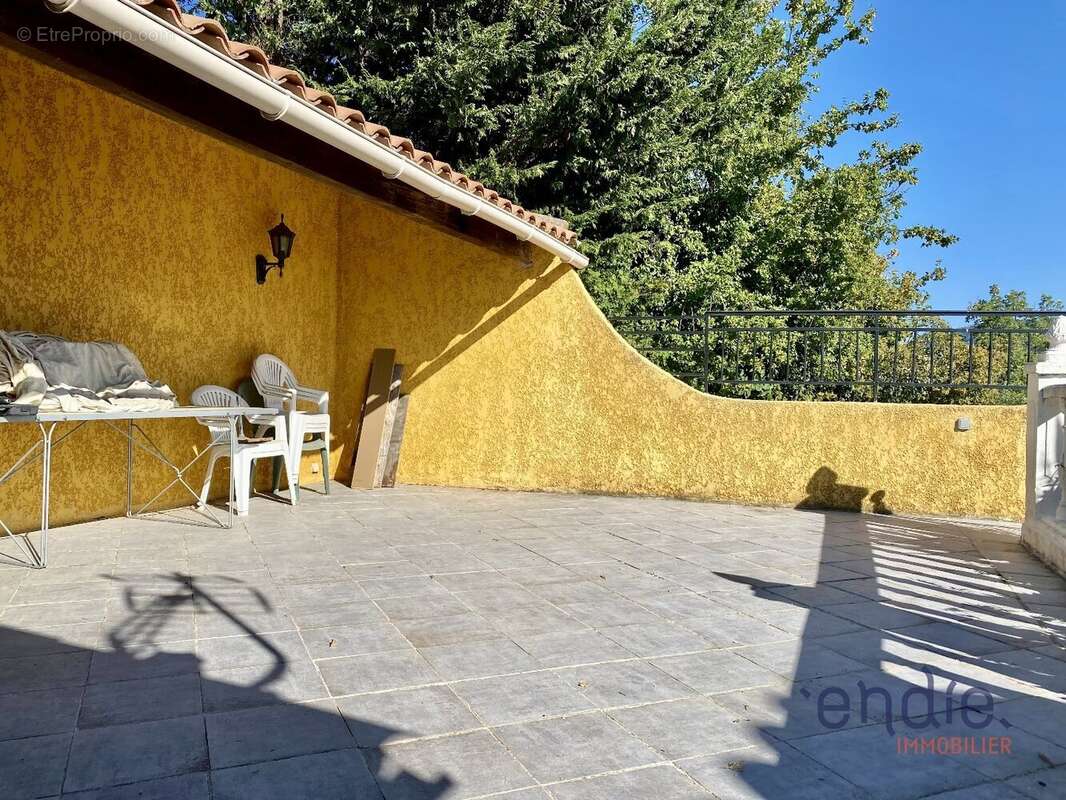 Draguignan villa t5 avec dependance piscine et garage - photo 9