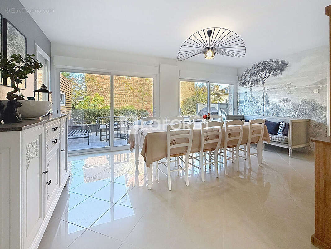 Maison à SOTTEVILLE-LES-ROUEN