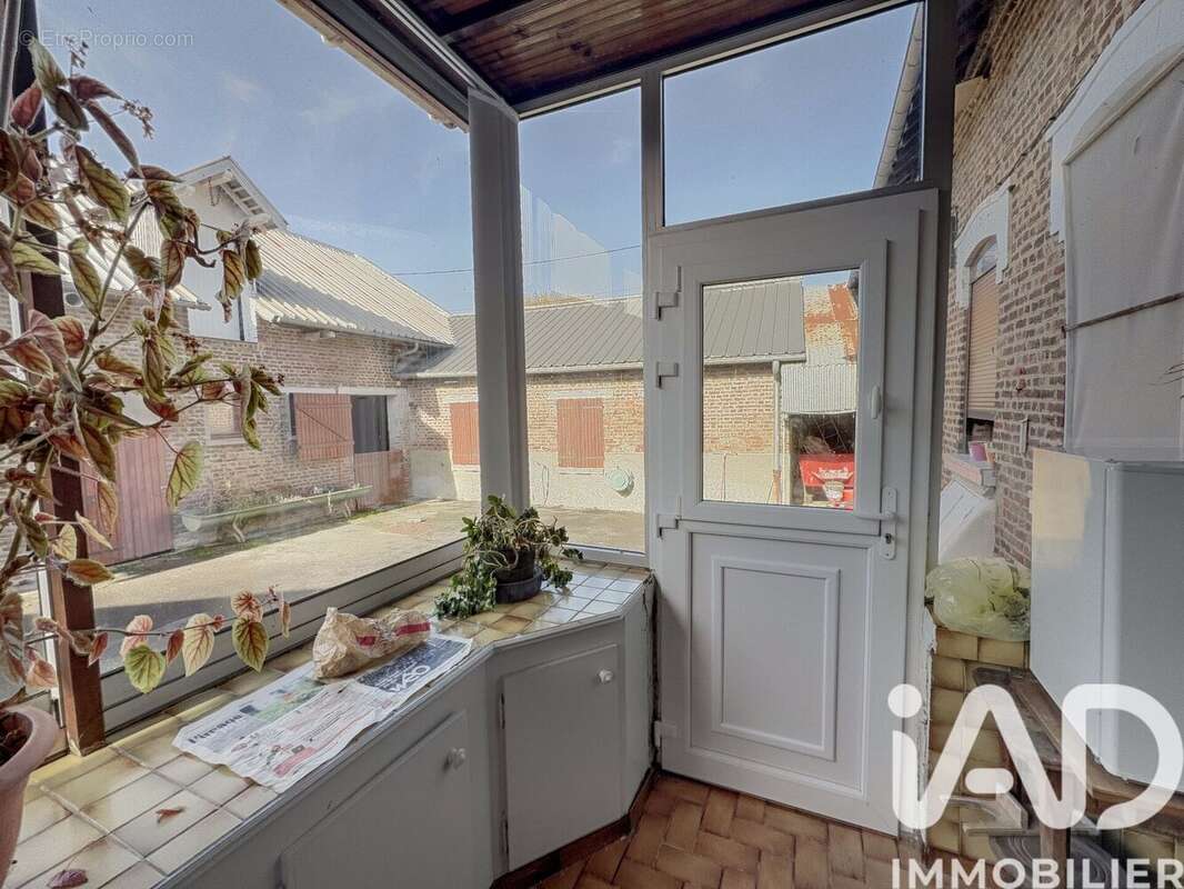 Maison 110 m² à Liez  - photo 5