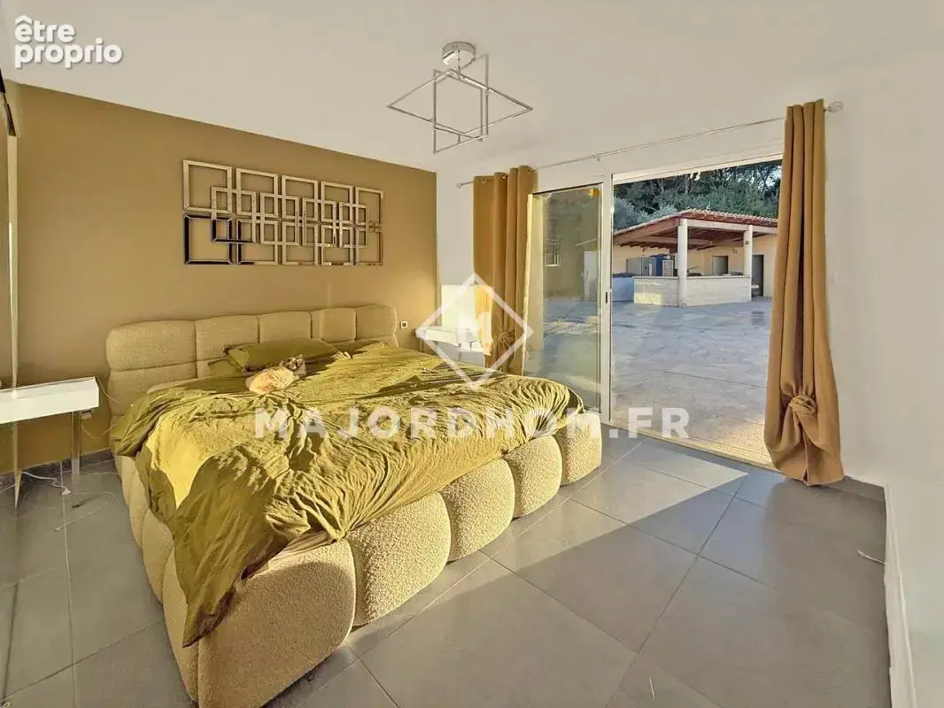 Maison d’Architecte de 250 m² dans un Écrin Arboré de 3 000 m² - photo 17