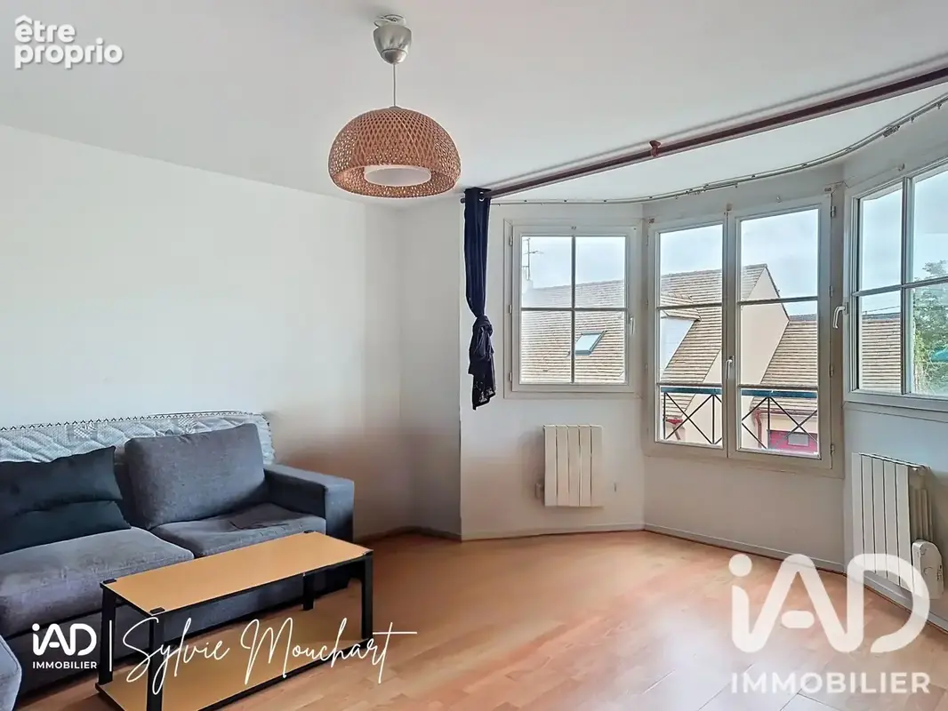 Photo 1 - Appartement à LES ESSARTS-LE-ROI