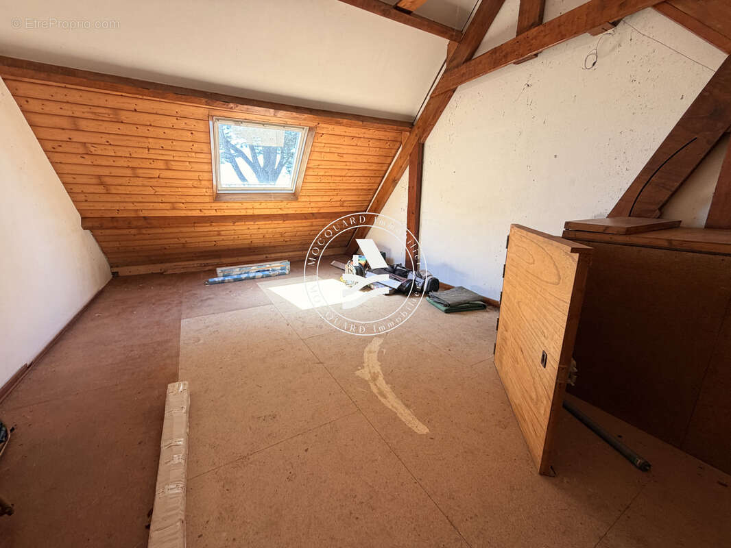 Maison a renover - terrain constructible - anse de kerpenhir - photo 13