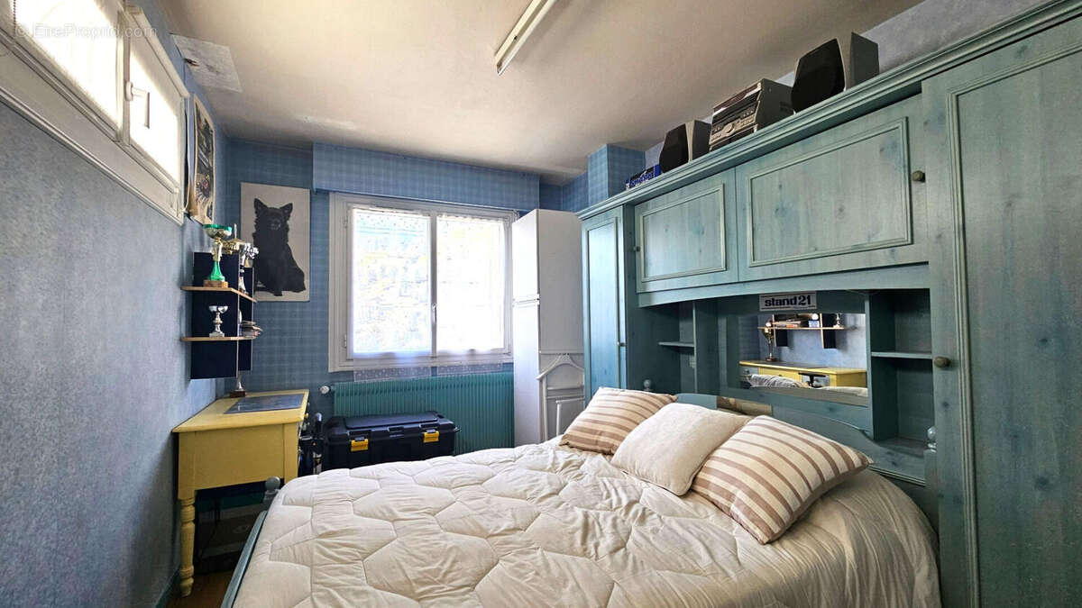 VENTE : appartement de 6 pièces + cuisine (143 m²) avec  terrasse, Garage à ALBERTVILLE - photo 7