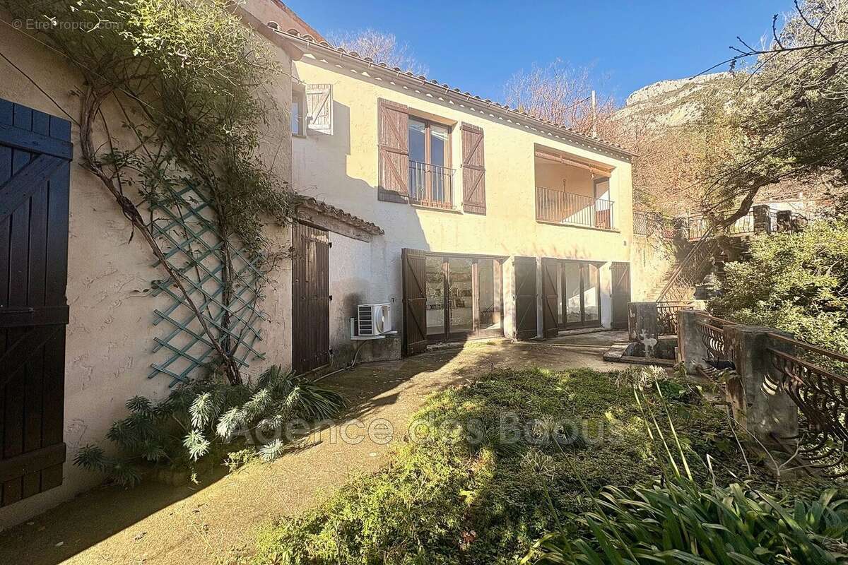 Maison à SAINT-JEANNET