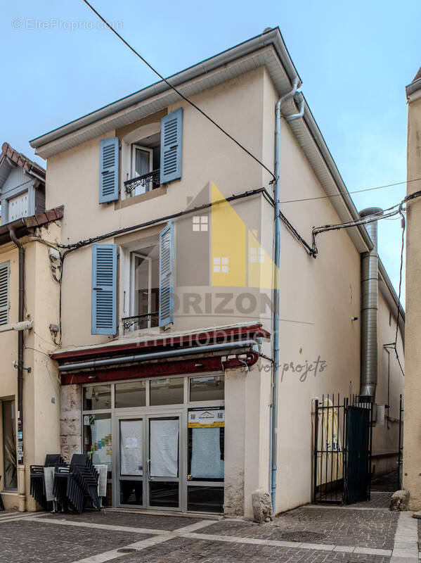 Appartement à LONS-LE-SAUNIER