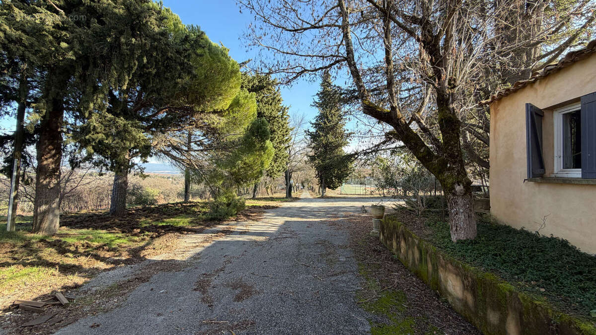 Appartement à NIOZELLES