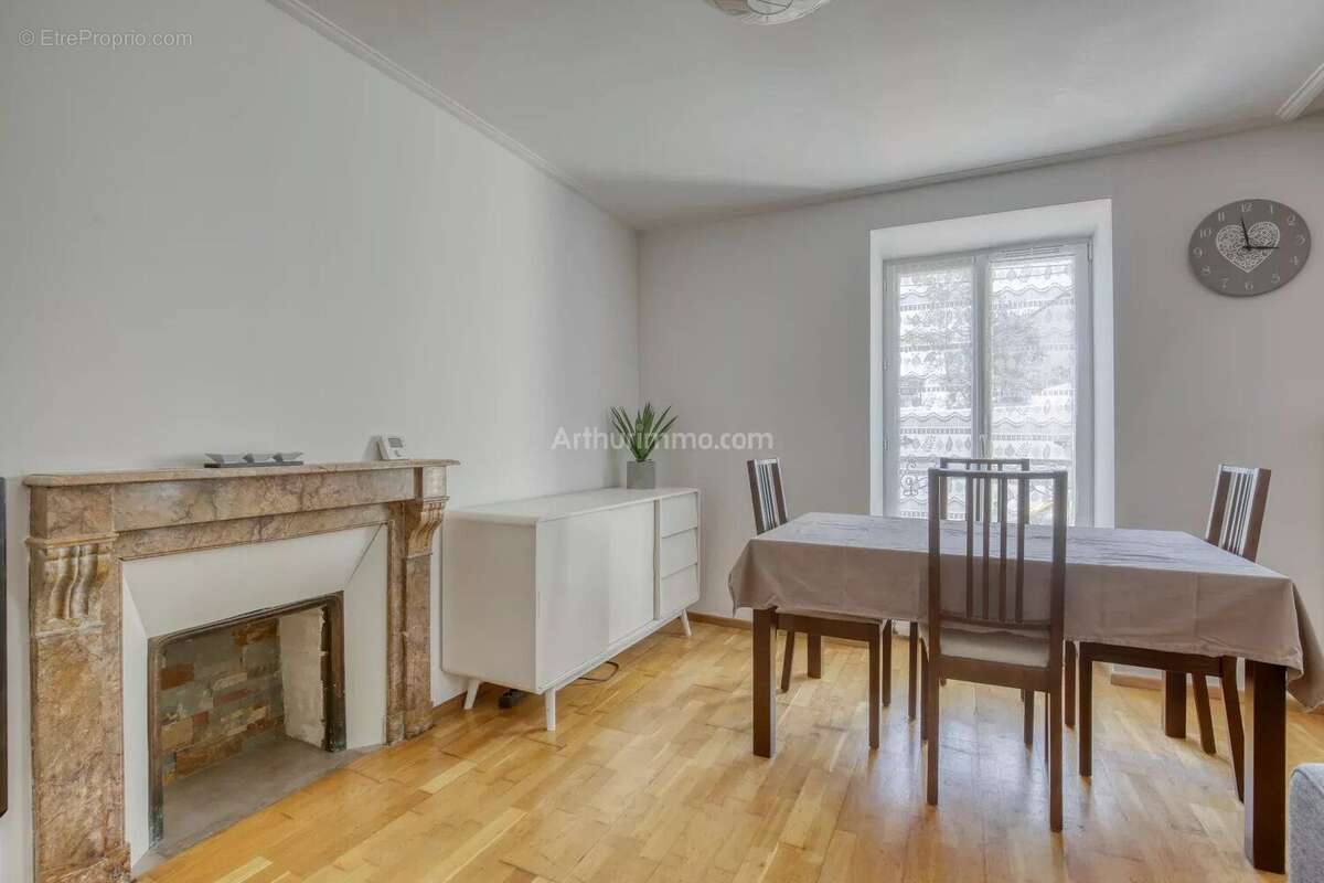 Appartement à DAMPMART
