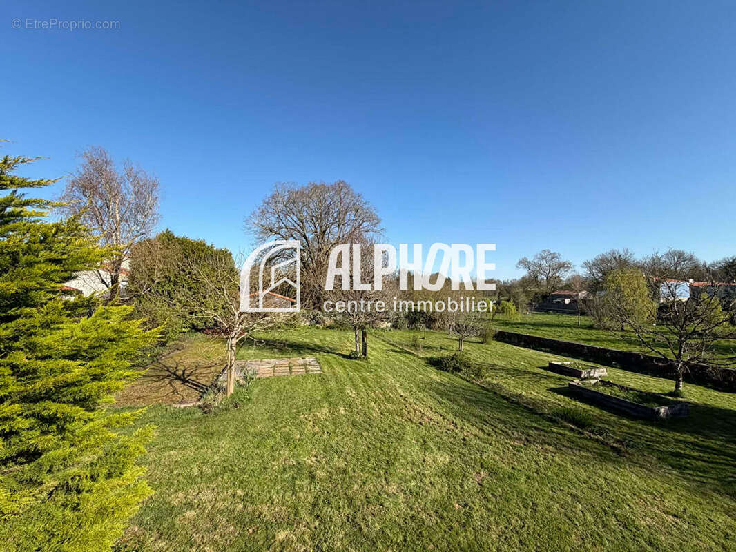 Maison à LA CHAPELLE-ACHARD