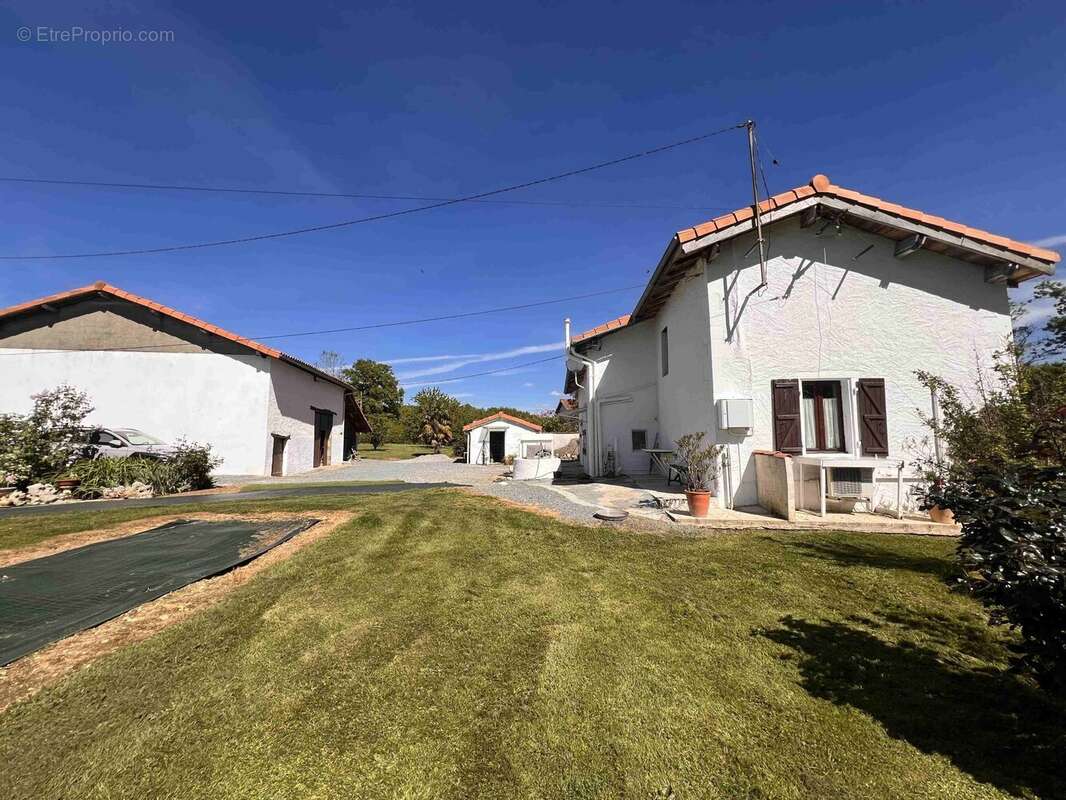 Maison à ROUMAZIERES-LOUBERT