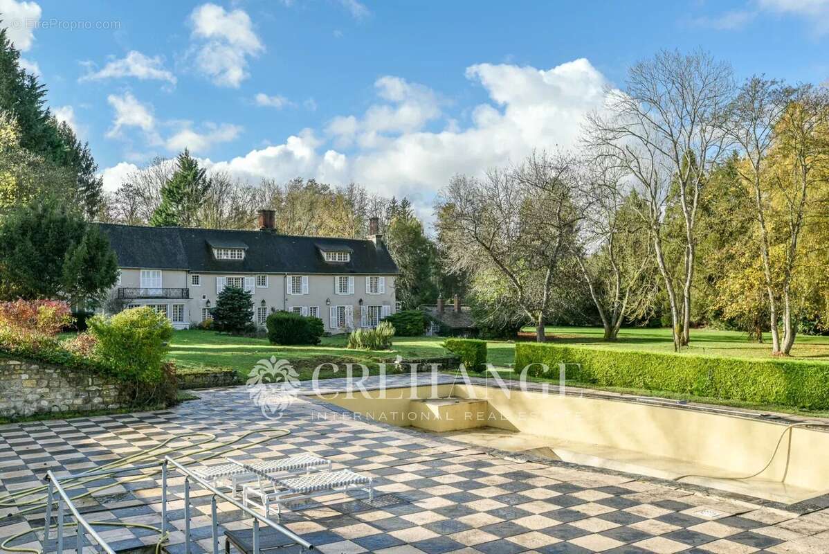 Maison à CONDECOURT