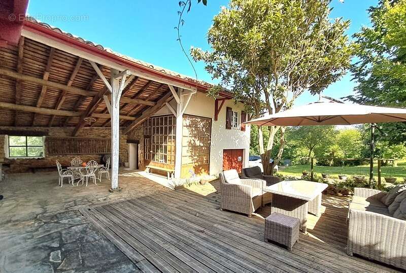 Maison à LA BASTIDE-CLAIRENCE