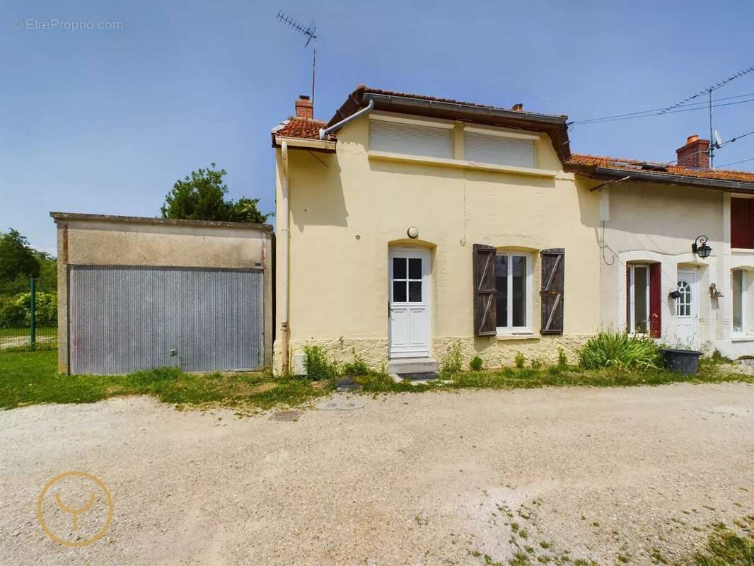 Maison à ROMILLY-SUR-SEINE