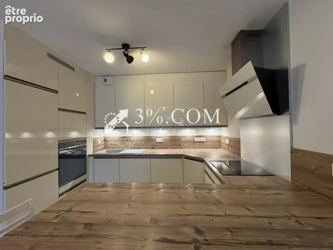 3%COM Beau F3 avec terrasse et 2 garages - photo 10