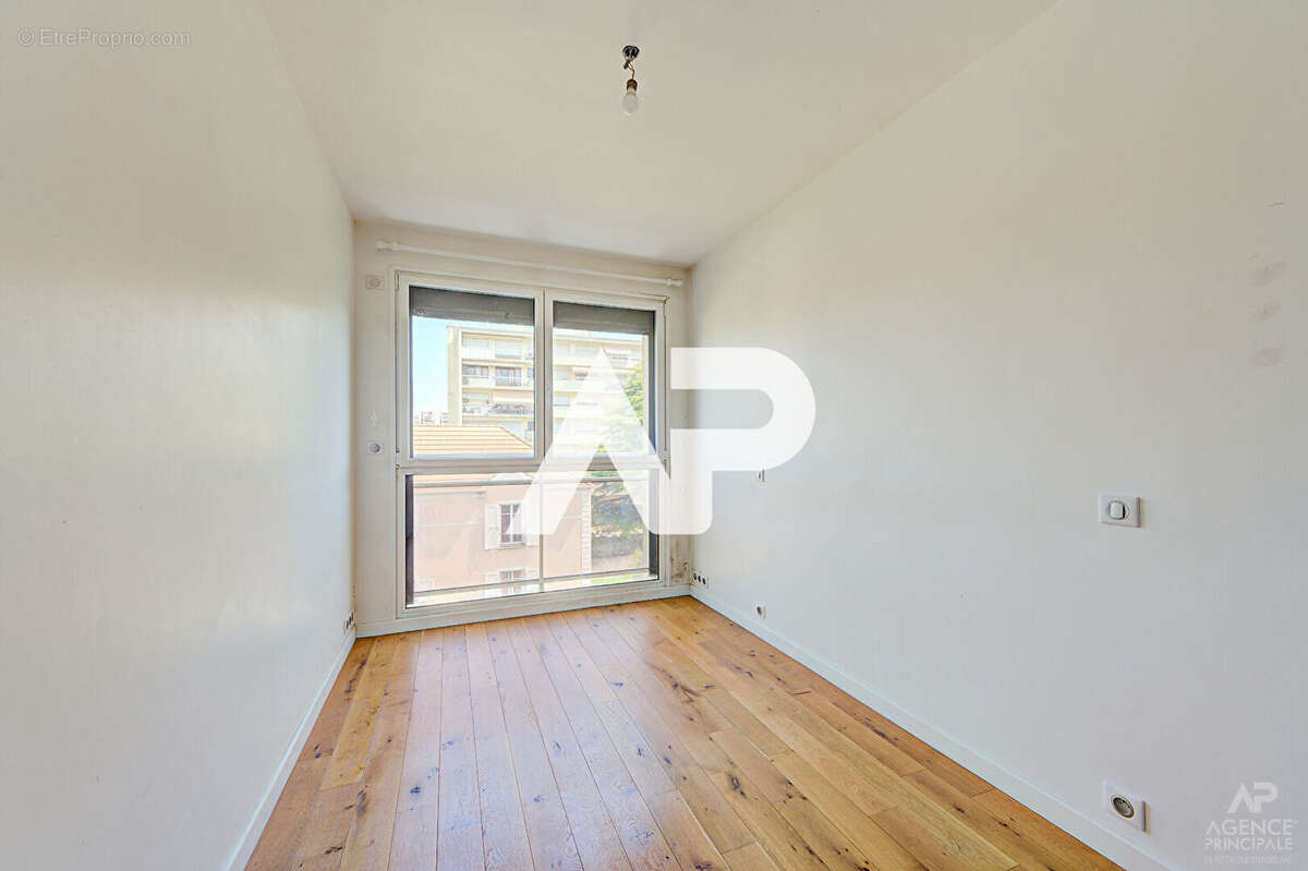 Appartement à RUEIL-MALMAISON