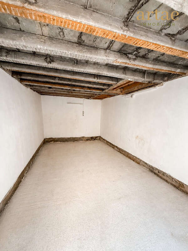 Appartement à SAINT-GENIS-LAVAL