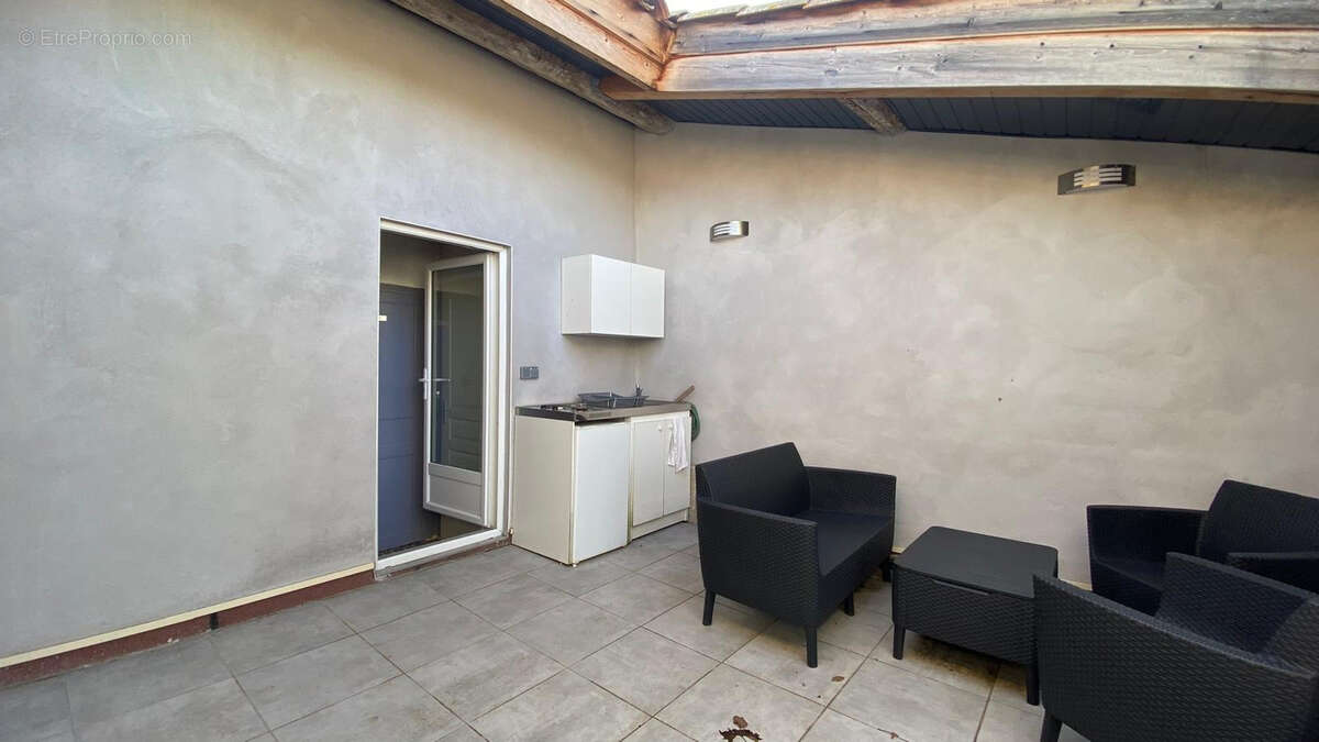 Maison à CREISSAN