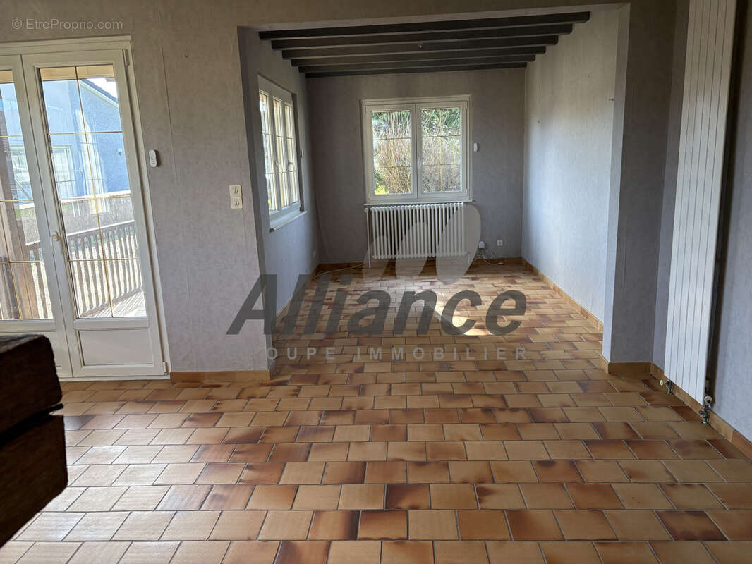 Maison à SAINT-SAUVEUR