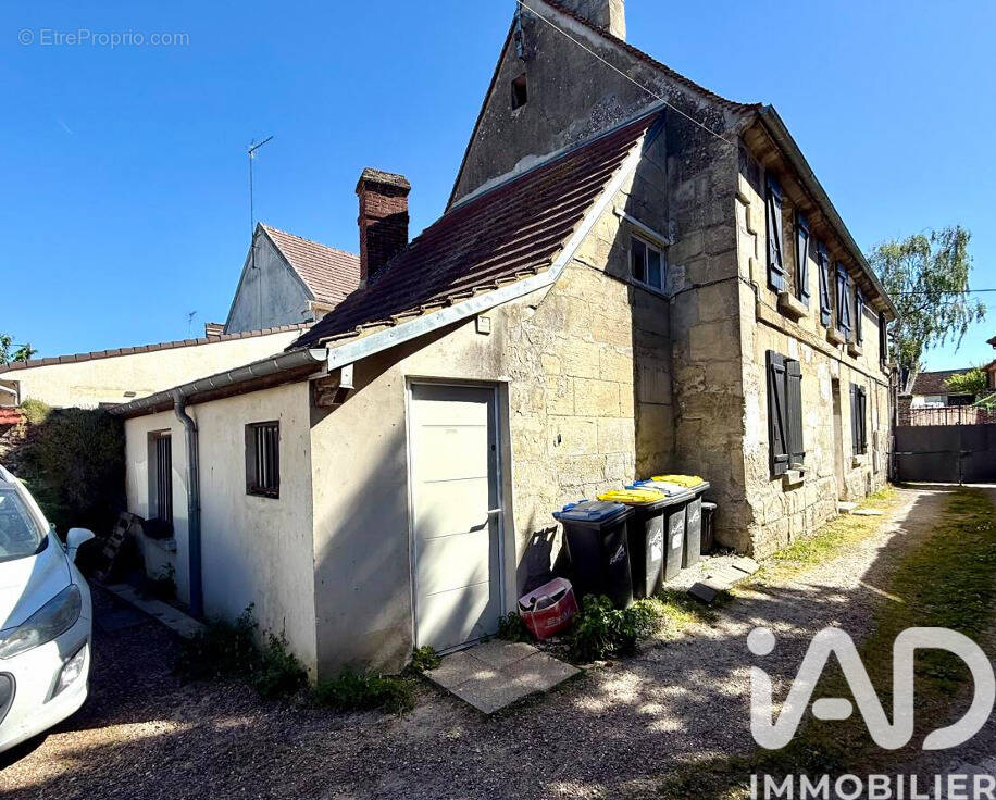 Photo 1 - Appartement à NEUILLY-EN-THELLE