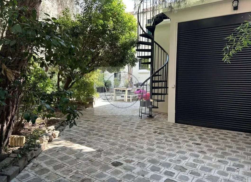 Maison 153 m² à Montreuil  - photo 11