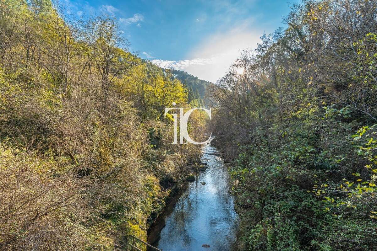 Moulin du xviiieme 324m² habitables 5,7ha de terrain - photo 10
