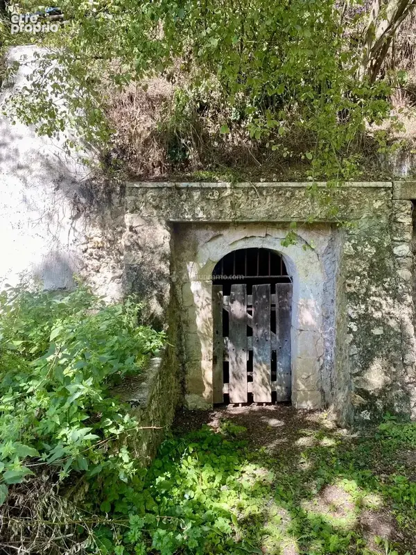 Ancien corps de ferme sur 6 810 m2 de terrain - photo 18