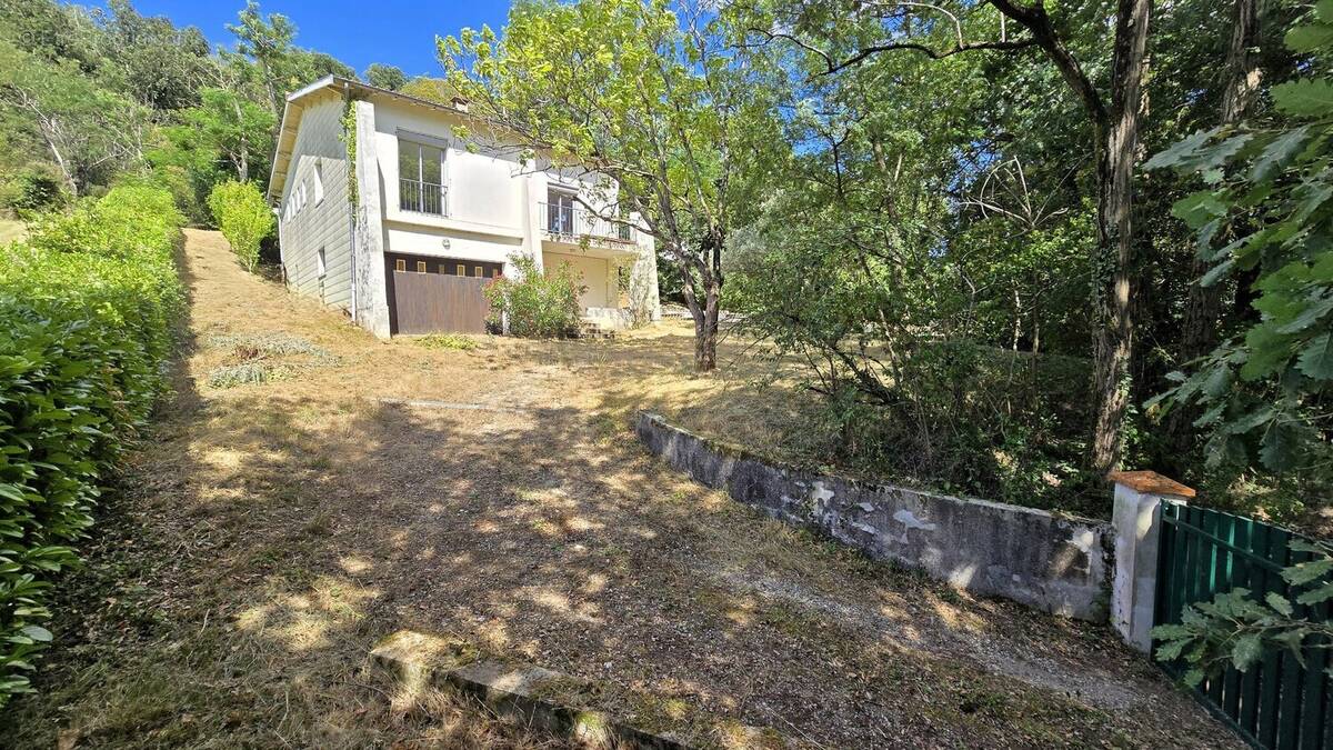 Maison t5 / jardin / garage / dependance - photo 3
