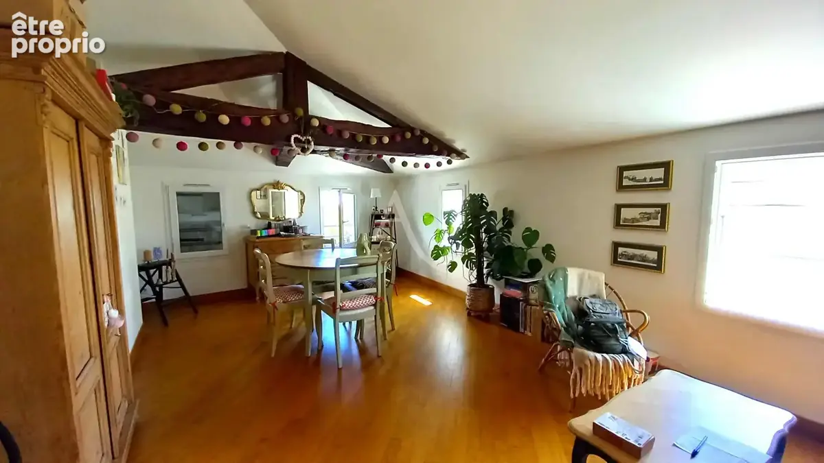 Appartement à SAINTES