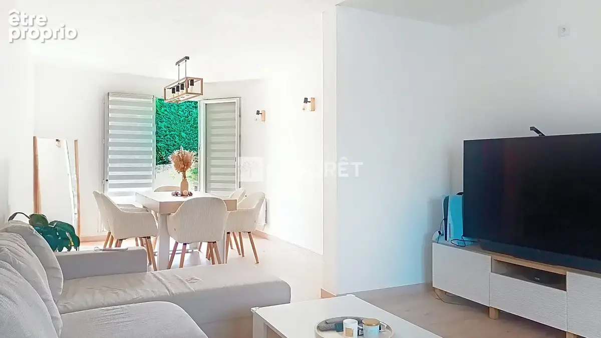 Photo Maison à Saint-Martin-Du-Tertre au prix de 335 000€
