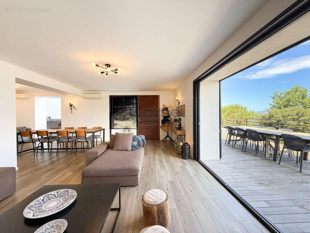 Maison 204 m² à Coti-Chiavari  - photo 5