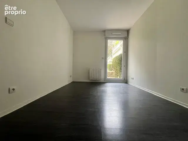 Rue des moissons - appartement moderne type 2 de  42m2 + terrasse de 18m2 + box garage - photo 7