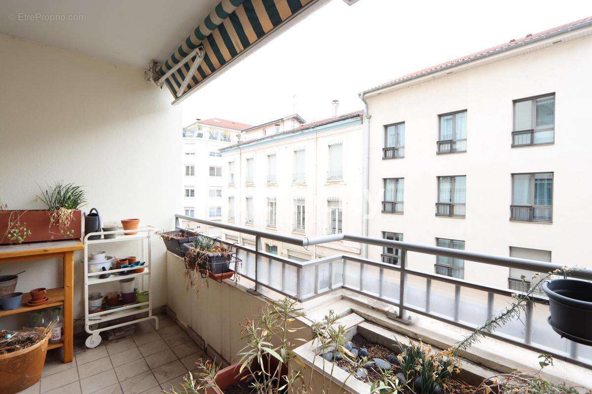 Appartement à LYON-3E