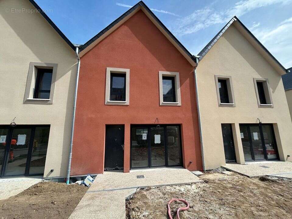 Maison à PONT-L'EVEQUE