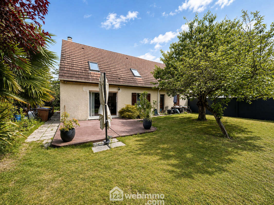 ...découvrir le jardin totalement clos - Maison à BONDOUFLE