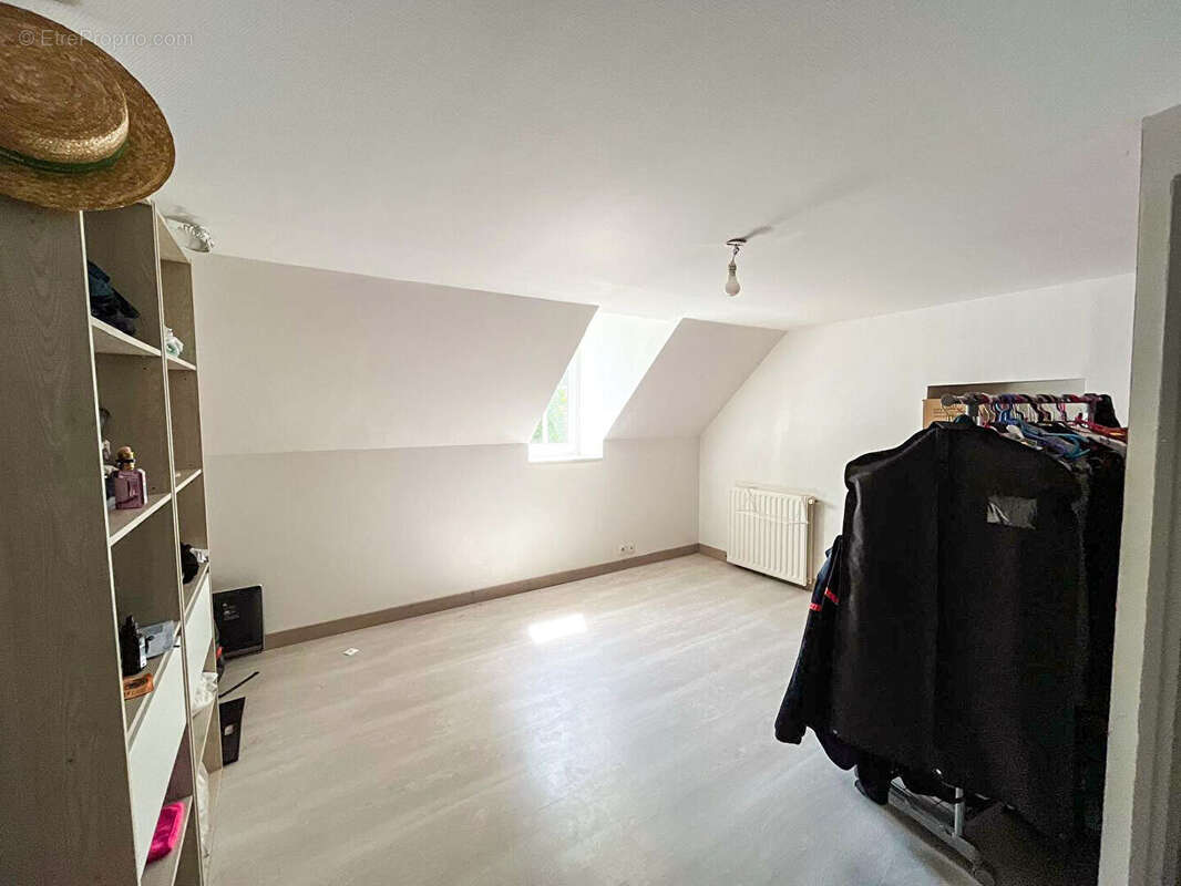 Maison à COULONGES-SUR-L'AUTIZE