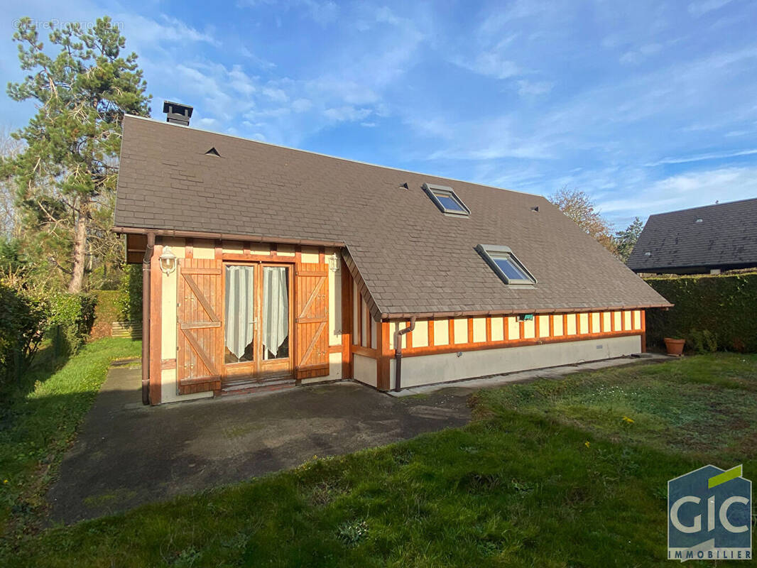 Maison à MERVILLE-FRANCEVILLE-PLAGE