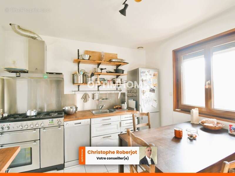 Maison à OUROUX-SUR-SAONE