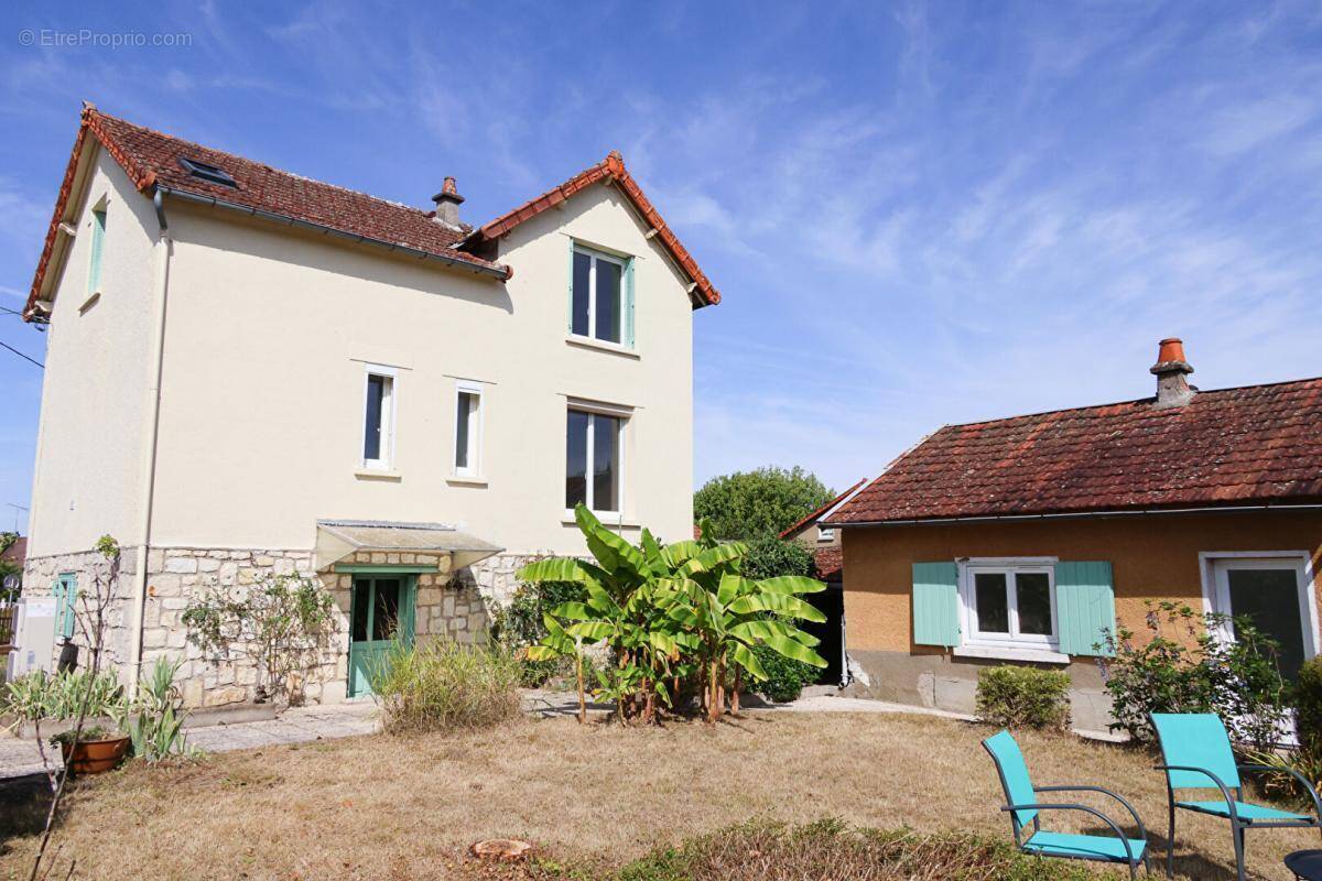 Maison à COSNE-COURS-SUR-LOIRE
