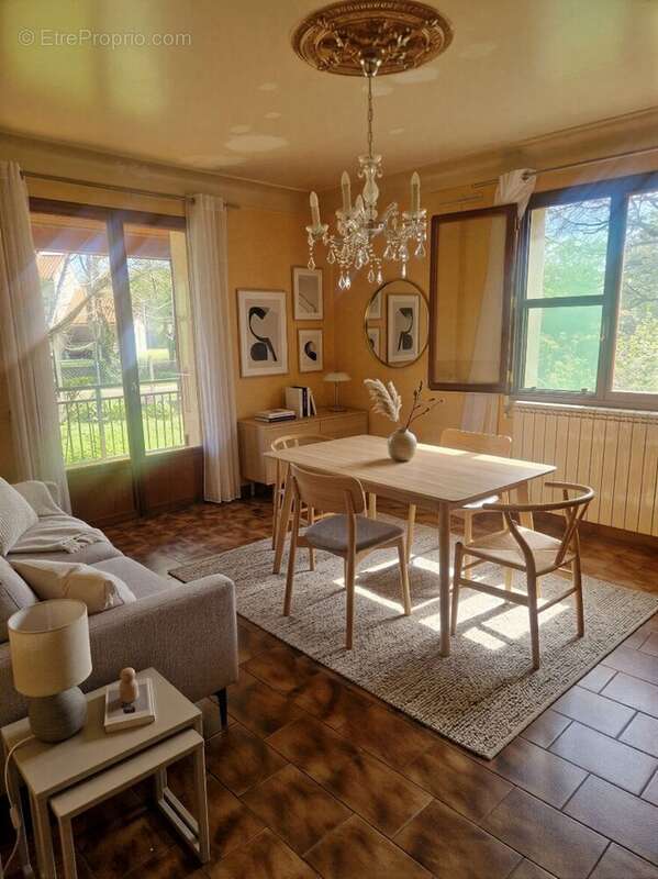 Maison à LABASTIDE-CLERMONT