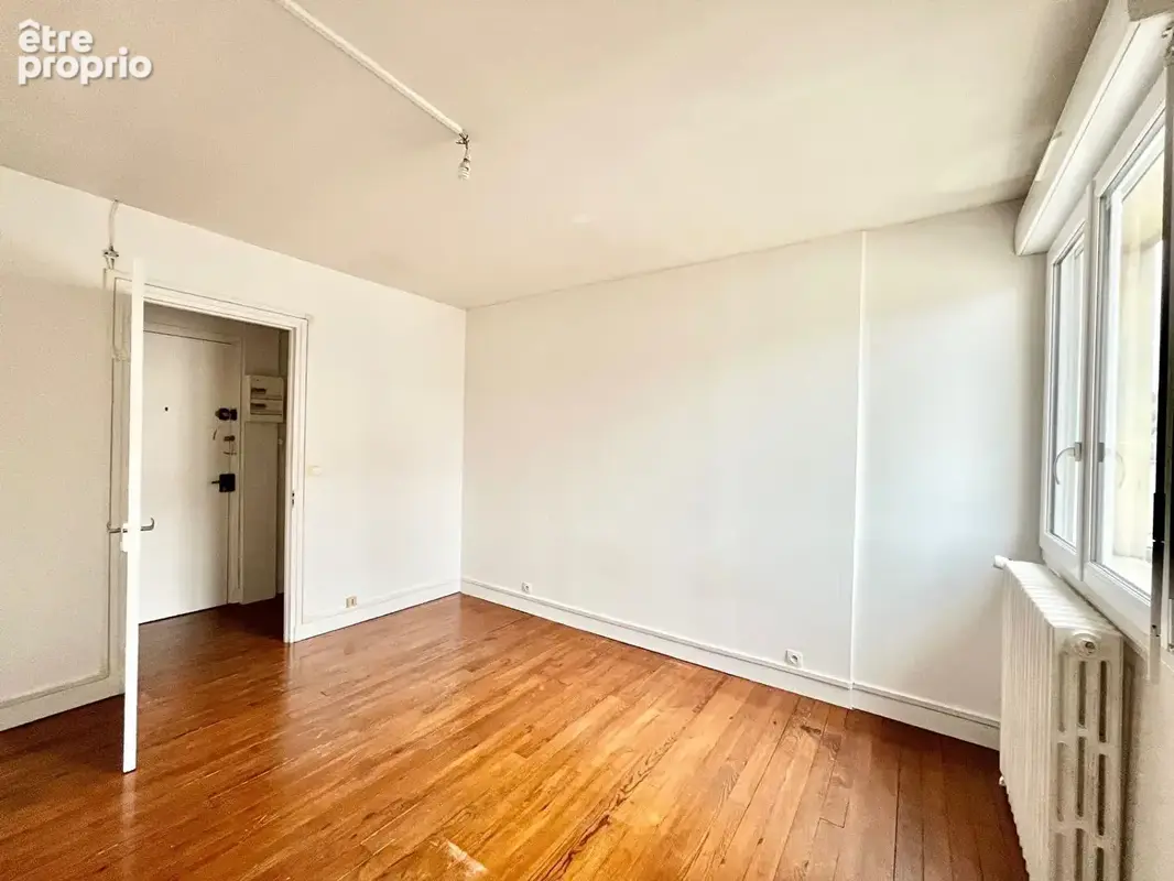 A VENDRE appartement Caen 2 pièce(s) 40.80 m2 - vendu libre - Ultra centre ville - cour intérieure - cave - photo 11