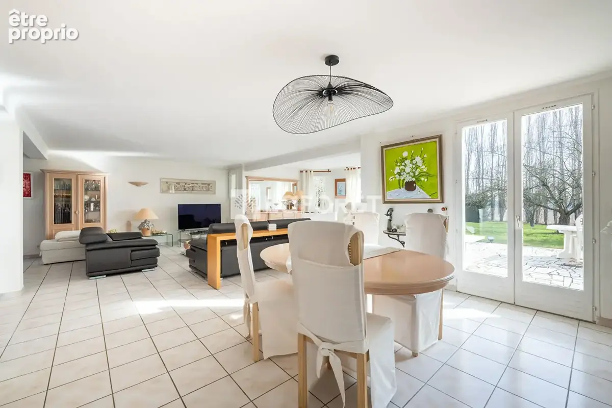 Maison familiale de 5 pièce(s) 150 m2 - photo 4