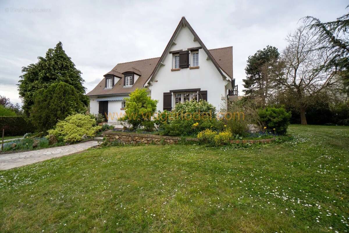 Maison à LONGPONT-SUR-ORGE