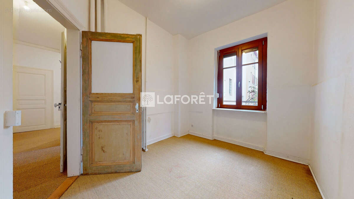 Appartement Schiltigheim 4 pièces 89.69 m²,  Quartier Malteries, maison Bourgeoise, Véranda, deux caves - photo 17