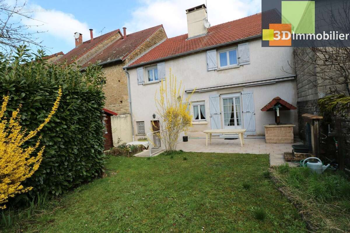 Photo 2 - Maison à LONS-LE-SAUNIER