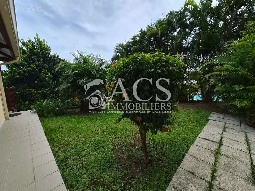Magnifique villa F5 avec piscine et vue mer - photo 21