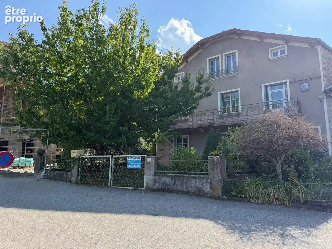 Maison à DESAIGNES